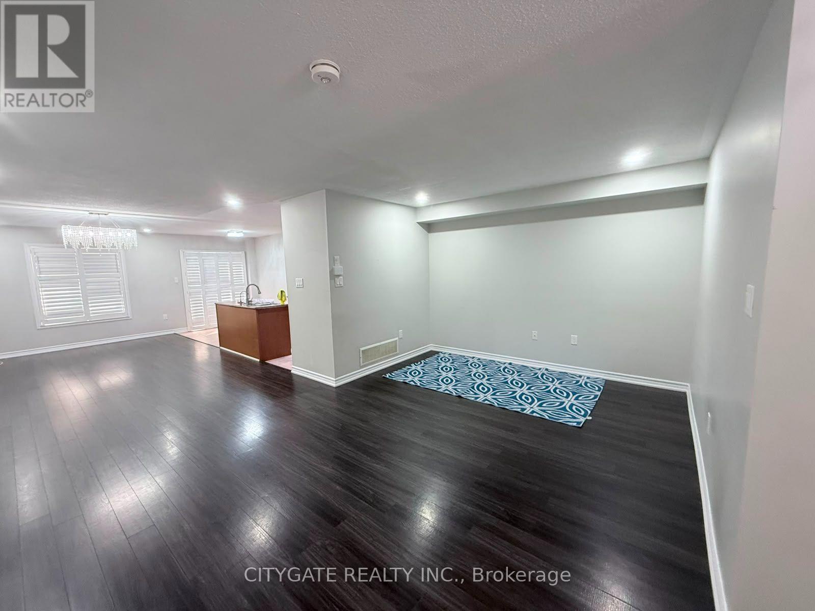 Main/Second - 124 Crystalview Crescent E, Brampton, ON - Indoor Photo Showing Other Room