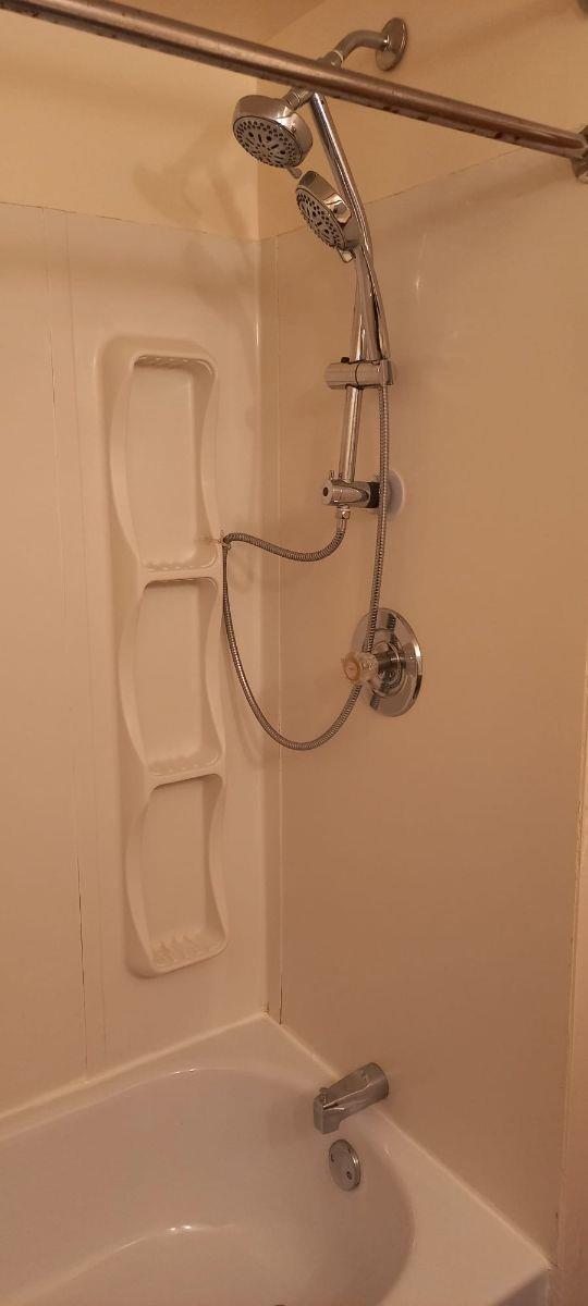 13205 118 Avenue Nw, Edmonton, AB - Indoor Photo Showing Bathroom