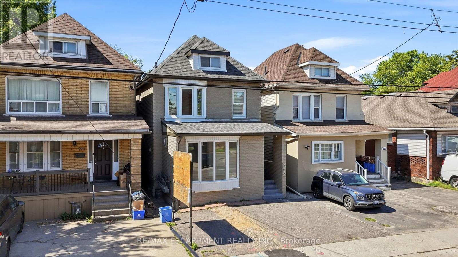 968 Main Street E, Hamilton, ON - Outdoor With Facade