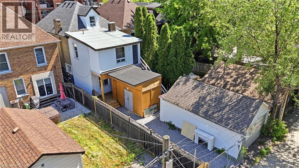 968 Main Street E, Hamilton, ON - Outdoor