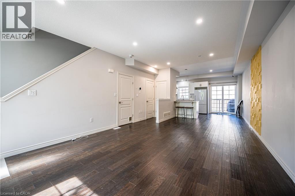 5 Whitehaven Lane, Kitchener, ON - Indoor Photo Showing Other Room