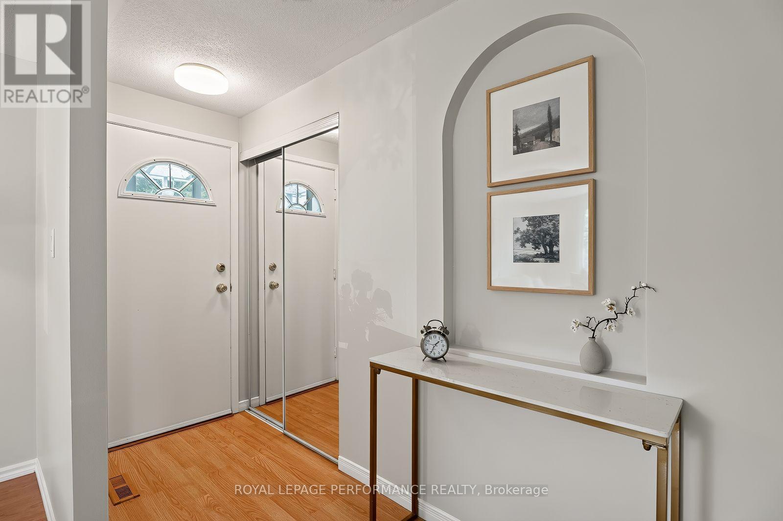 2179 Erinbrook Crescent, Ottawa, ON - Indoor Photo Showing Other Room