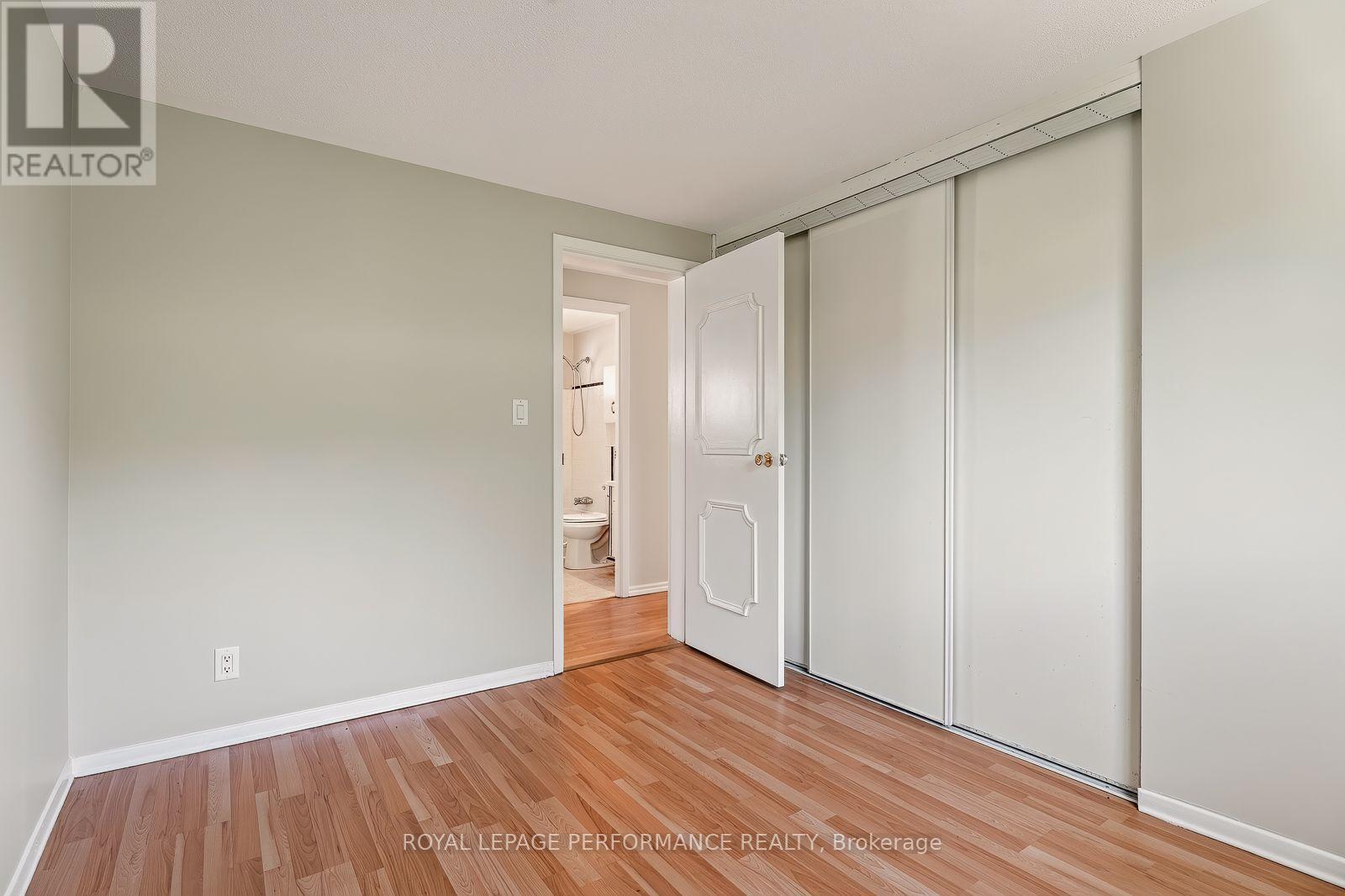 2179 Erinbrook Crescent, Ottawa, ON - Indoor Photo Showing Other Room