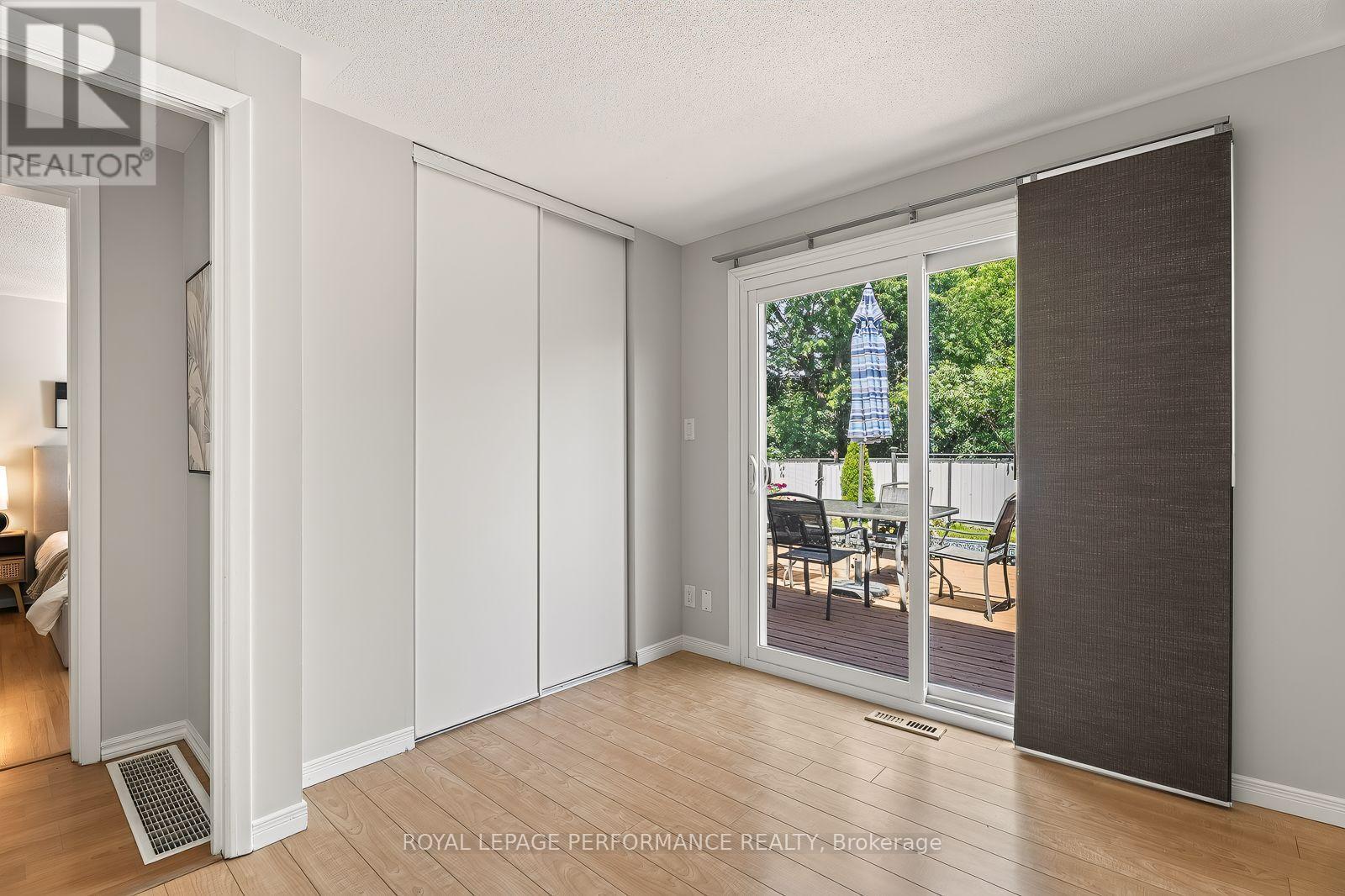 2179 Erinbrook Crescent, Ottawa, ON - Indoor Photo Showing Other Room