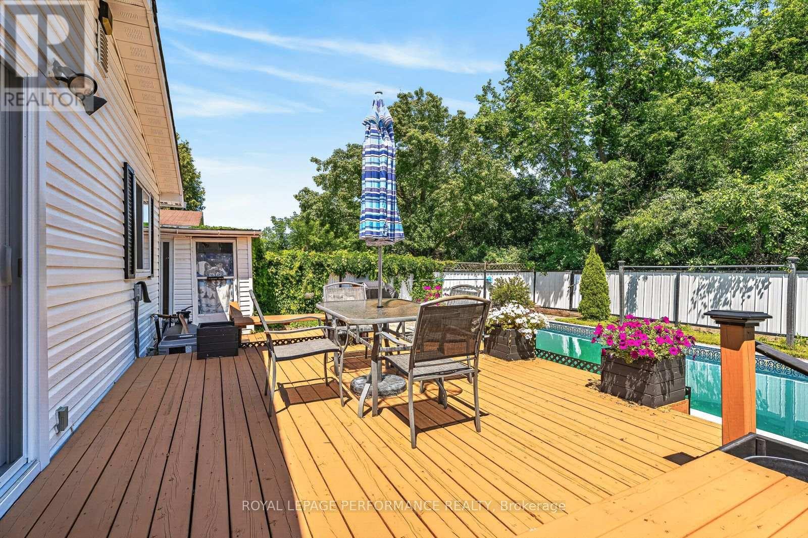 2179 Erinbrook Crescent, Ottawa, ON - Outdoor With Deck Patio Veranda With Exterior