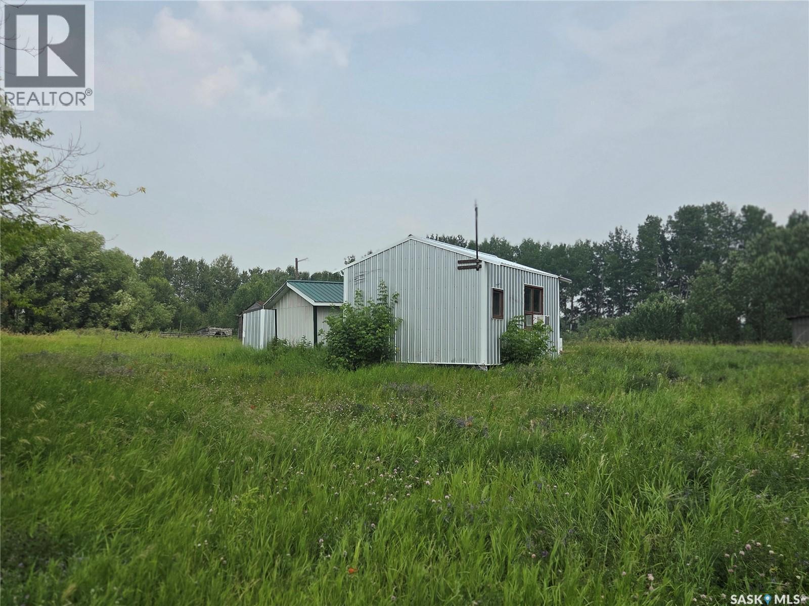 Small Quarter, Bjorkdale Rm No. 426, SK