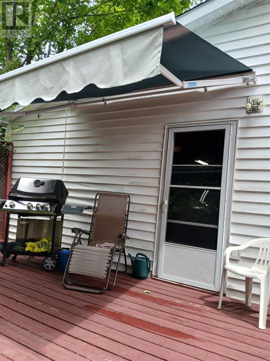 45 Poplar Rd, Elliot Lake, ON - Outdoor With Deck Patio Veranda With Exterior