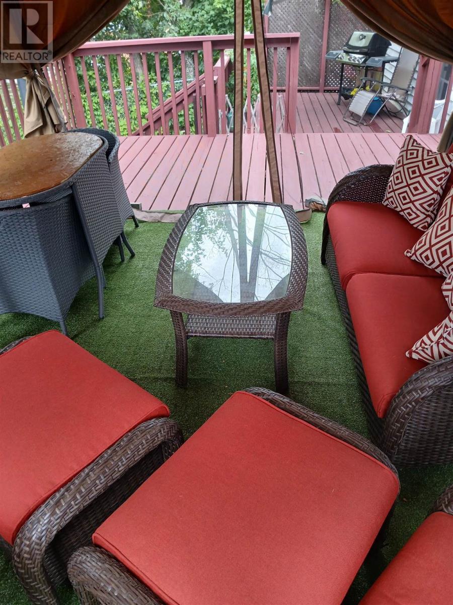 45 Poplar Rd, Elliot Lake, ON - Outdoor With Deck Patio Veranda With Exterior