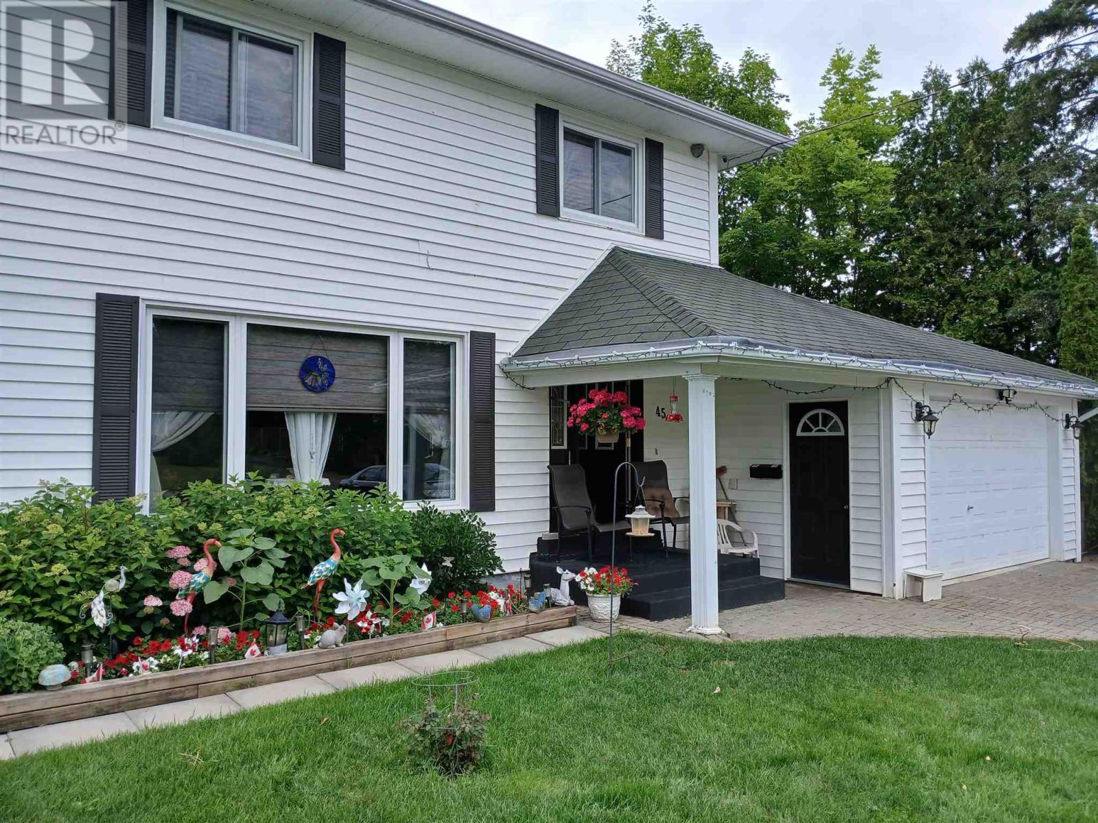 45 Poplar Rd, Elliot Lake, ON - Outdoor