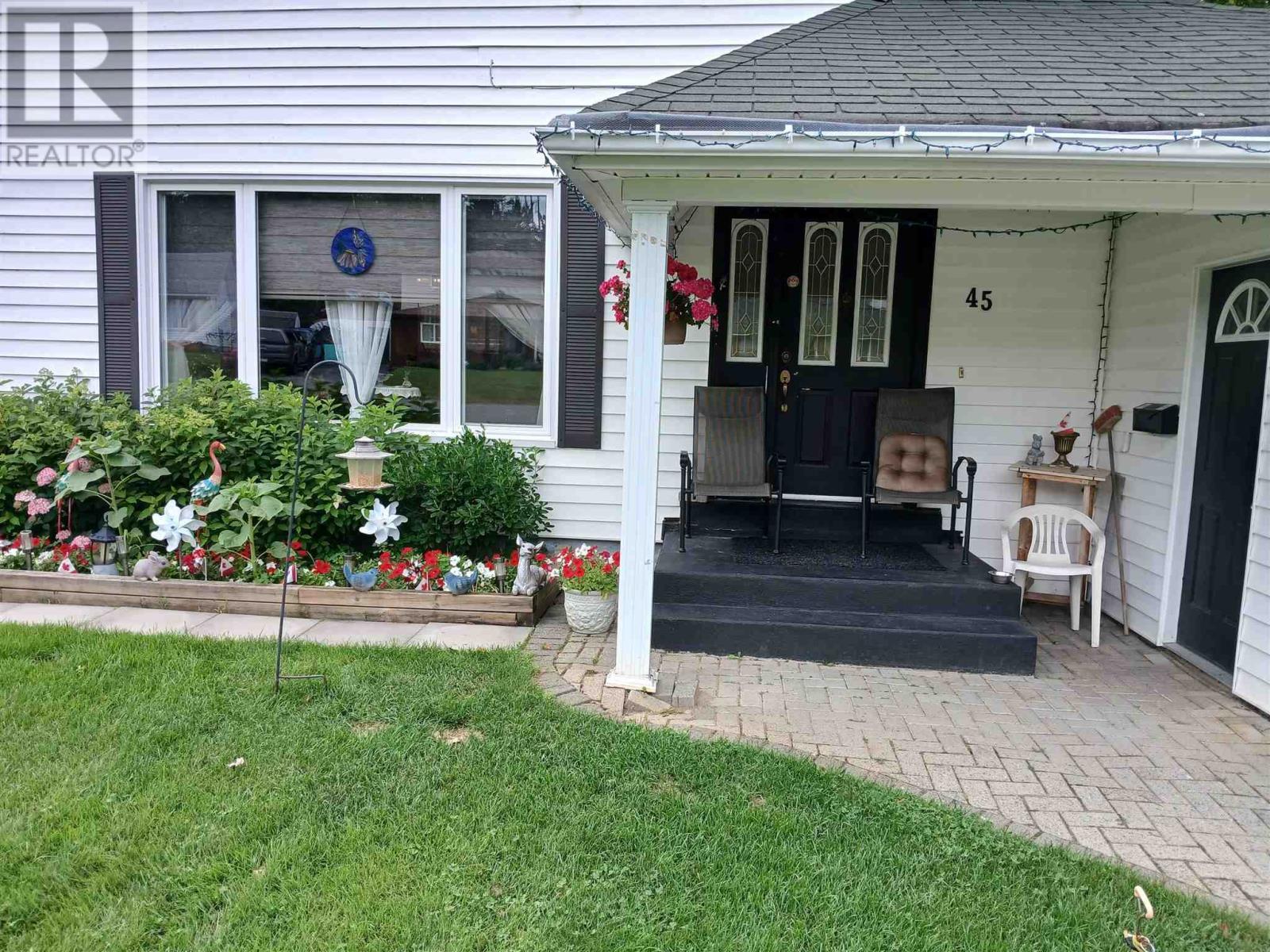 45 Poplar Rd, Elliot Lake, ON - Outdoor