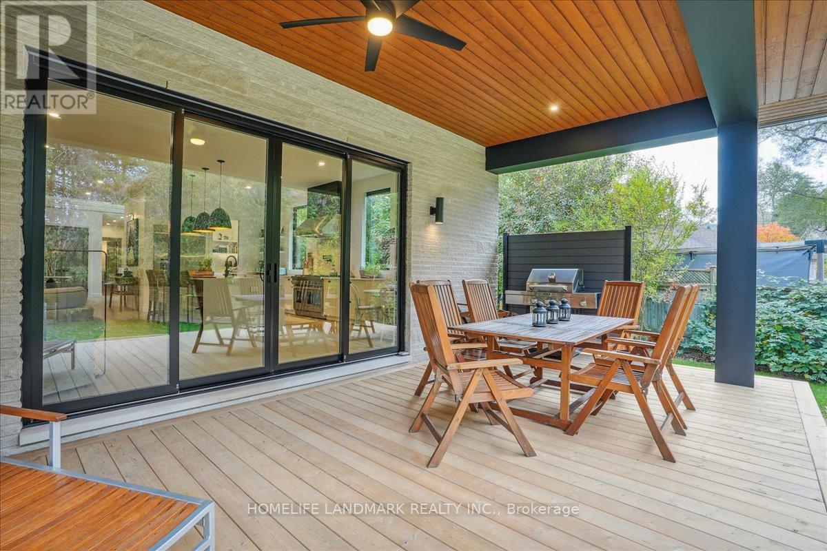 114 Reding Road, Hamilton, ON - Outdoor With Deck Patio Veranda With Exterior