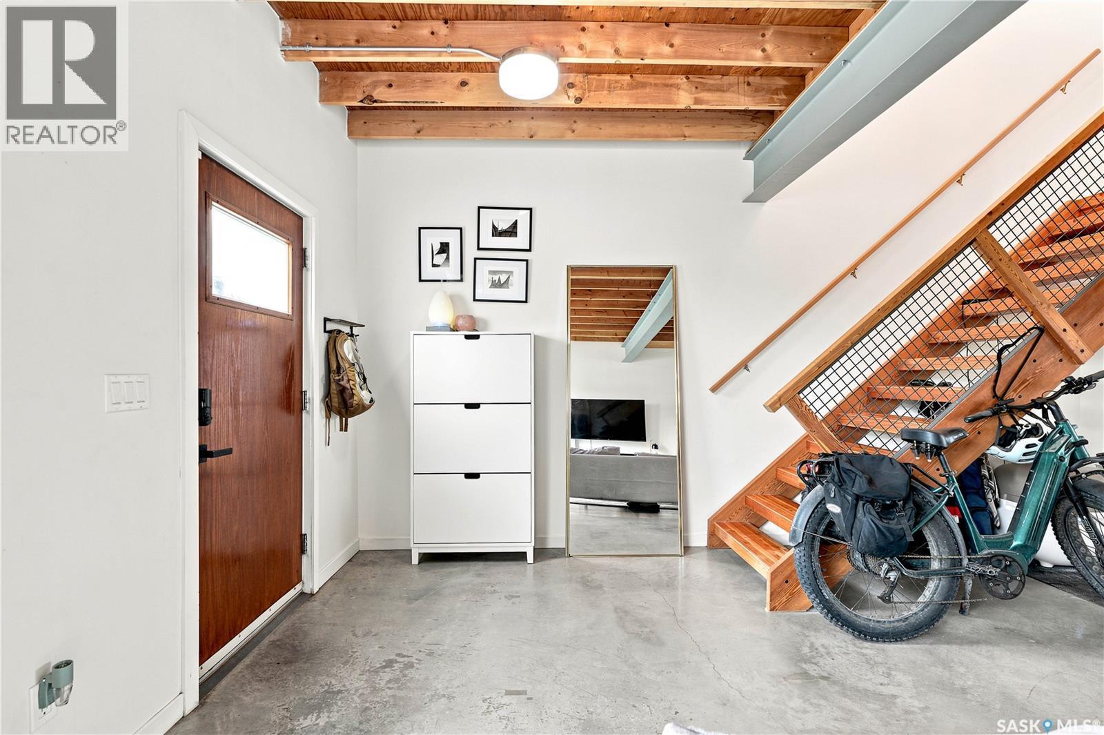 319 D Avenue S, Saskatoon, SK - Indoor Photo Showing Other Room
