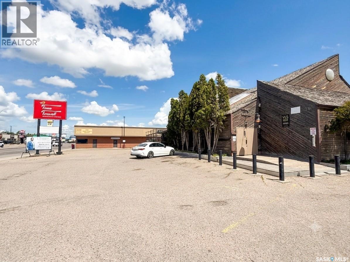 379 Albert Street, Regina, SK