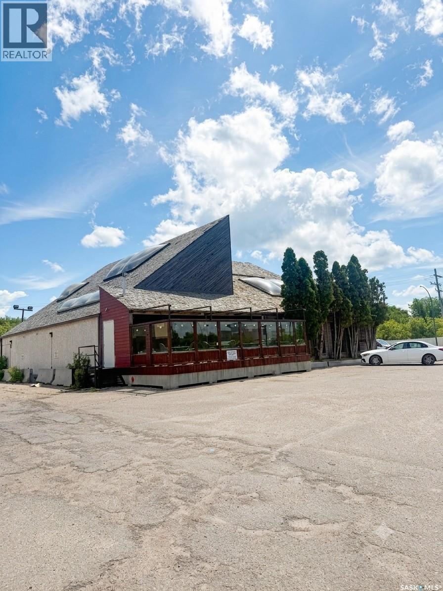 379 Albert Street, Regina, SK