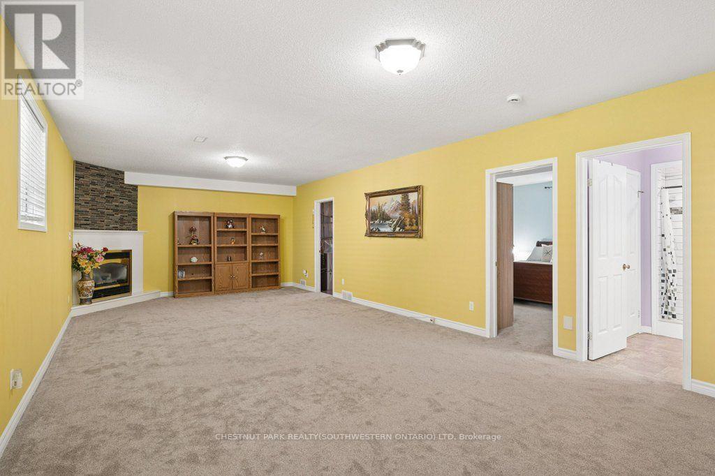 158 Bankside Drive, Kitchener, ON - Indoor
