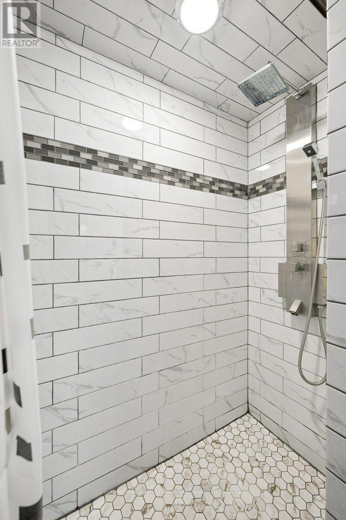 158 Bankside Drive, Kitchener, ON - Indoor Photo Showing Bathroom