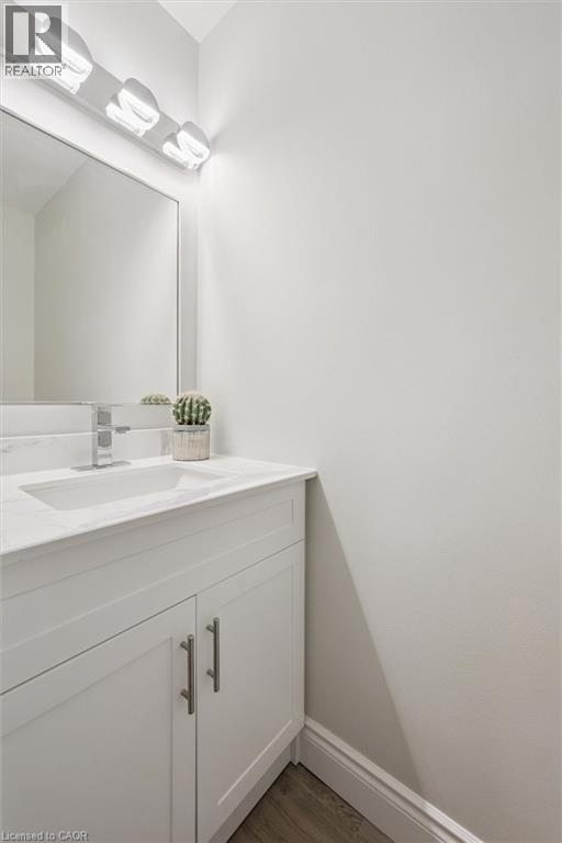 89 Woolwich Street Unit# 10, Waterloo, ON - Indoor Photo Showing Bathroom