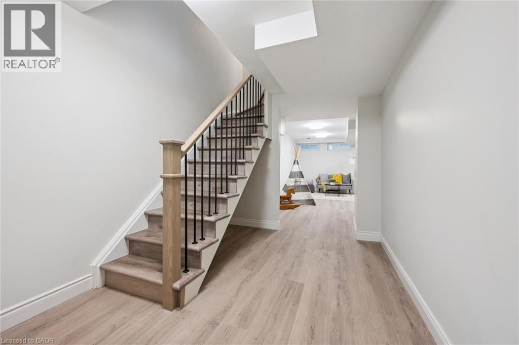 89 Woolwich Street Unit# 10, Waterloo, ON - Indoor Photo Showing Other Room