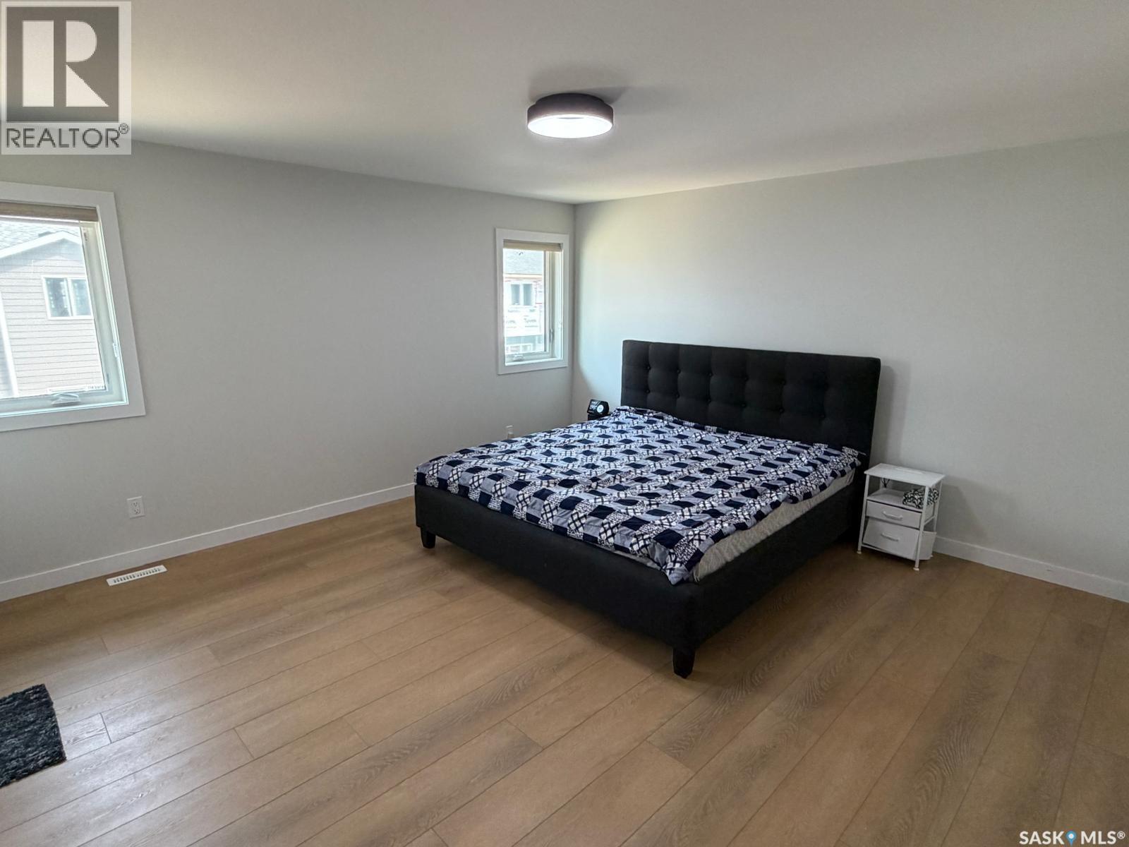 243 Leskiw Lane, Saskatoon, SK - Indoor Photo Showing Bedroom