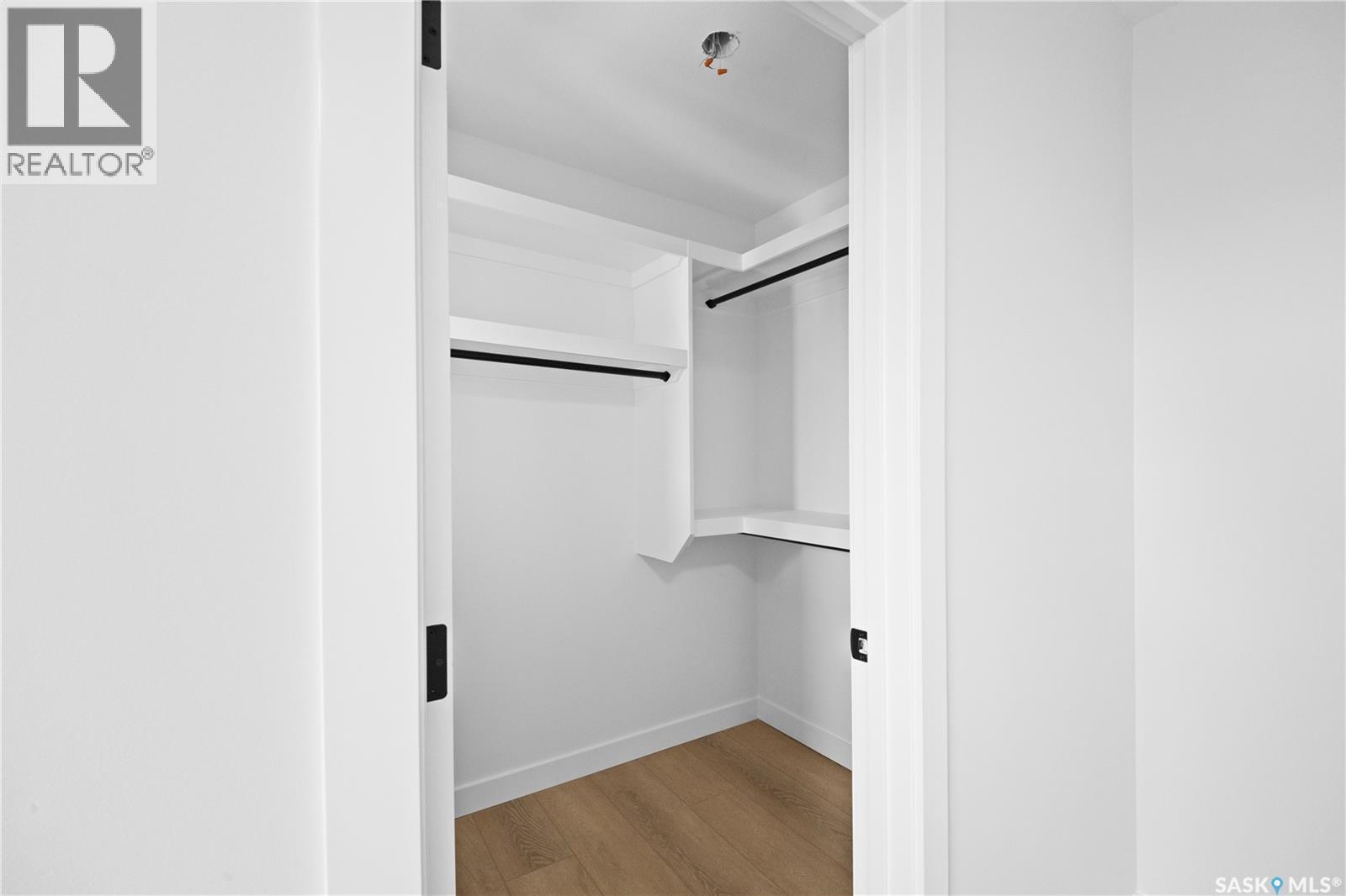 243 Leskiw Lane, Saskatoon, SK - Indoor