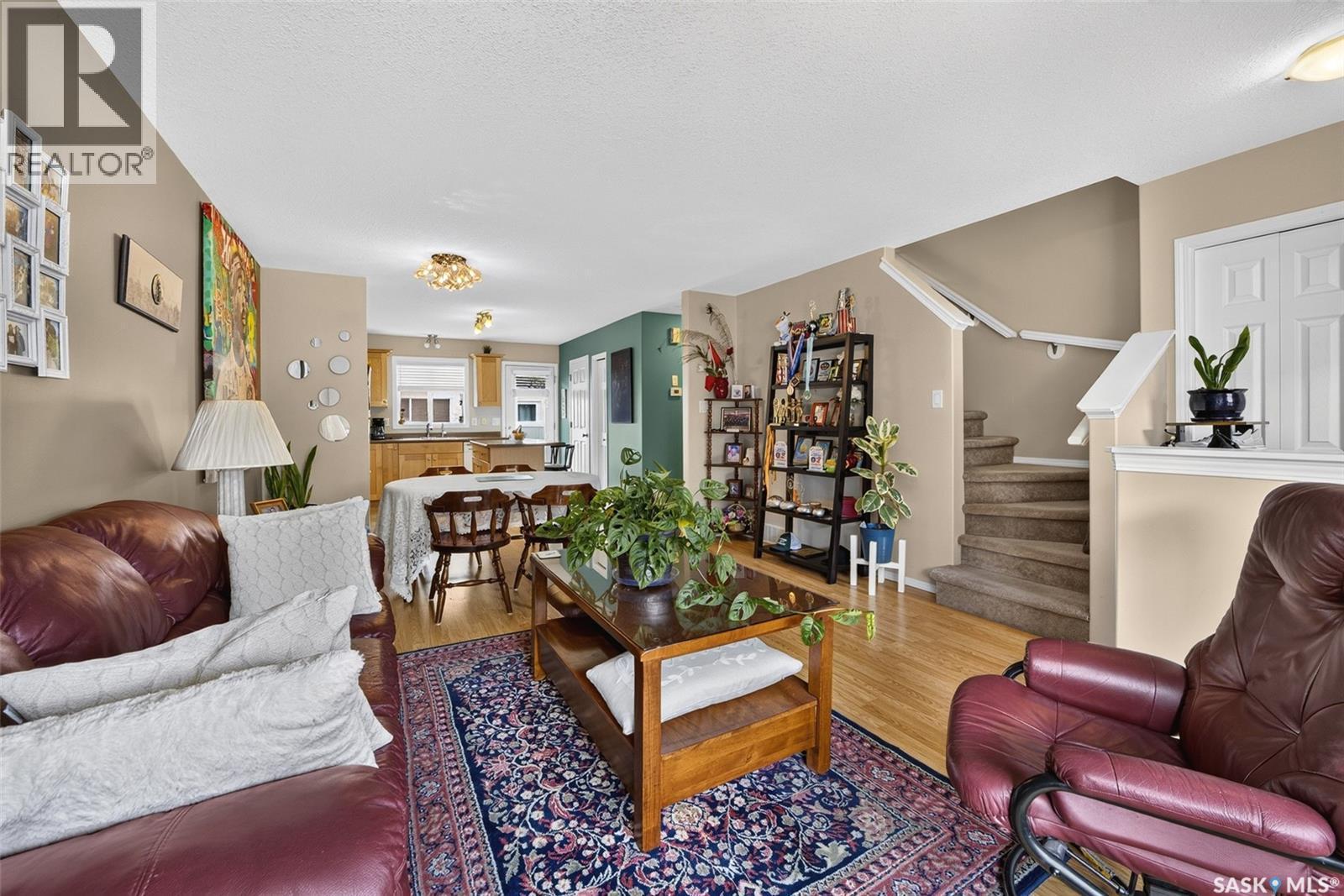 46 2801 Windsor Park Road, Regina, SK - Indoor Photo Showing Living Room