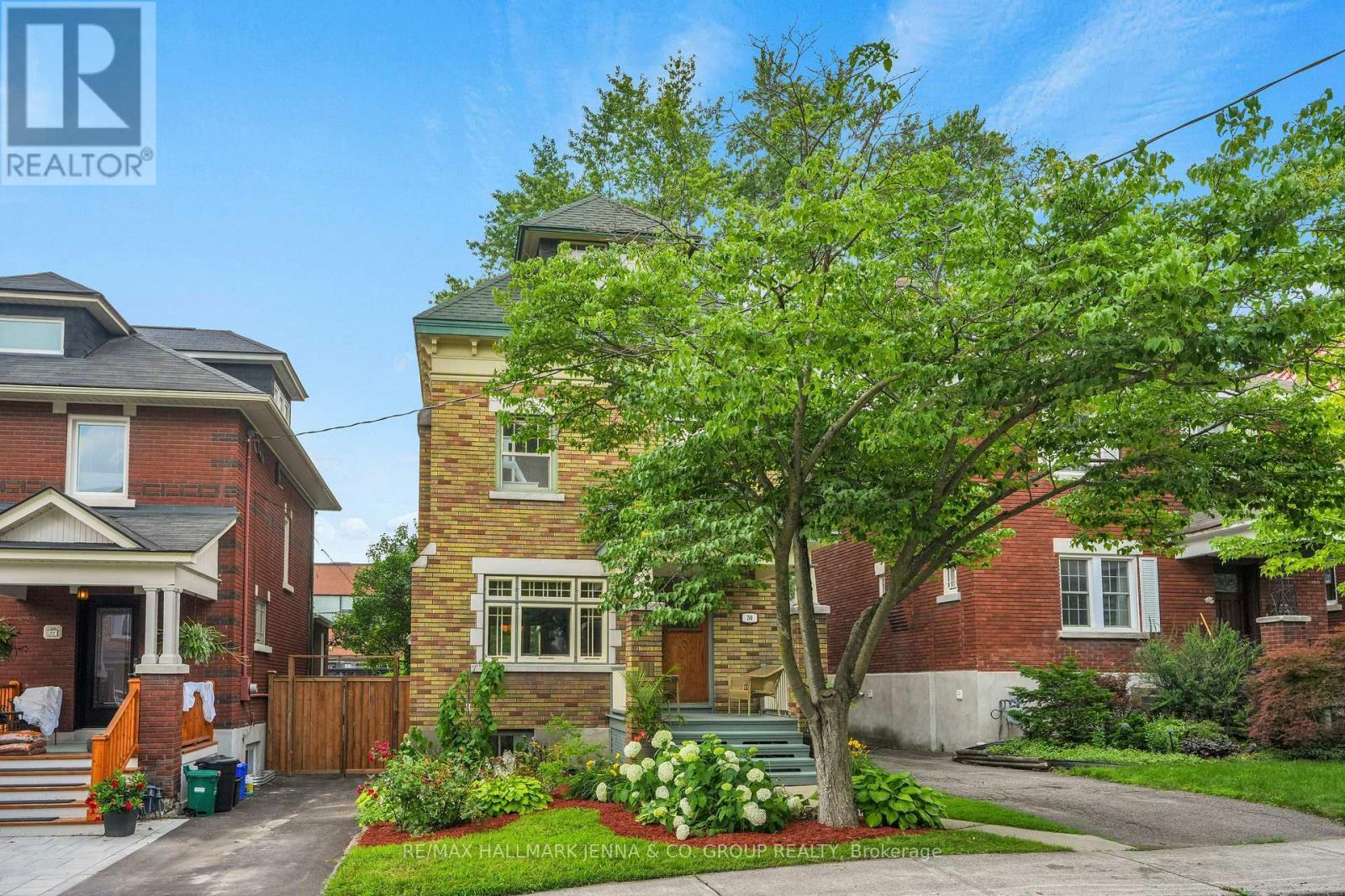 50 Willard Street, Ottawa, ON - Outdoor With Facade