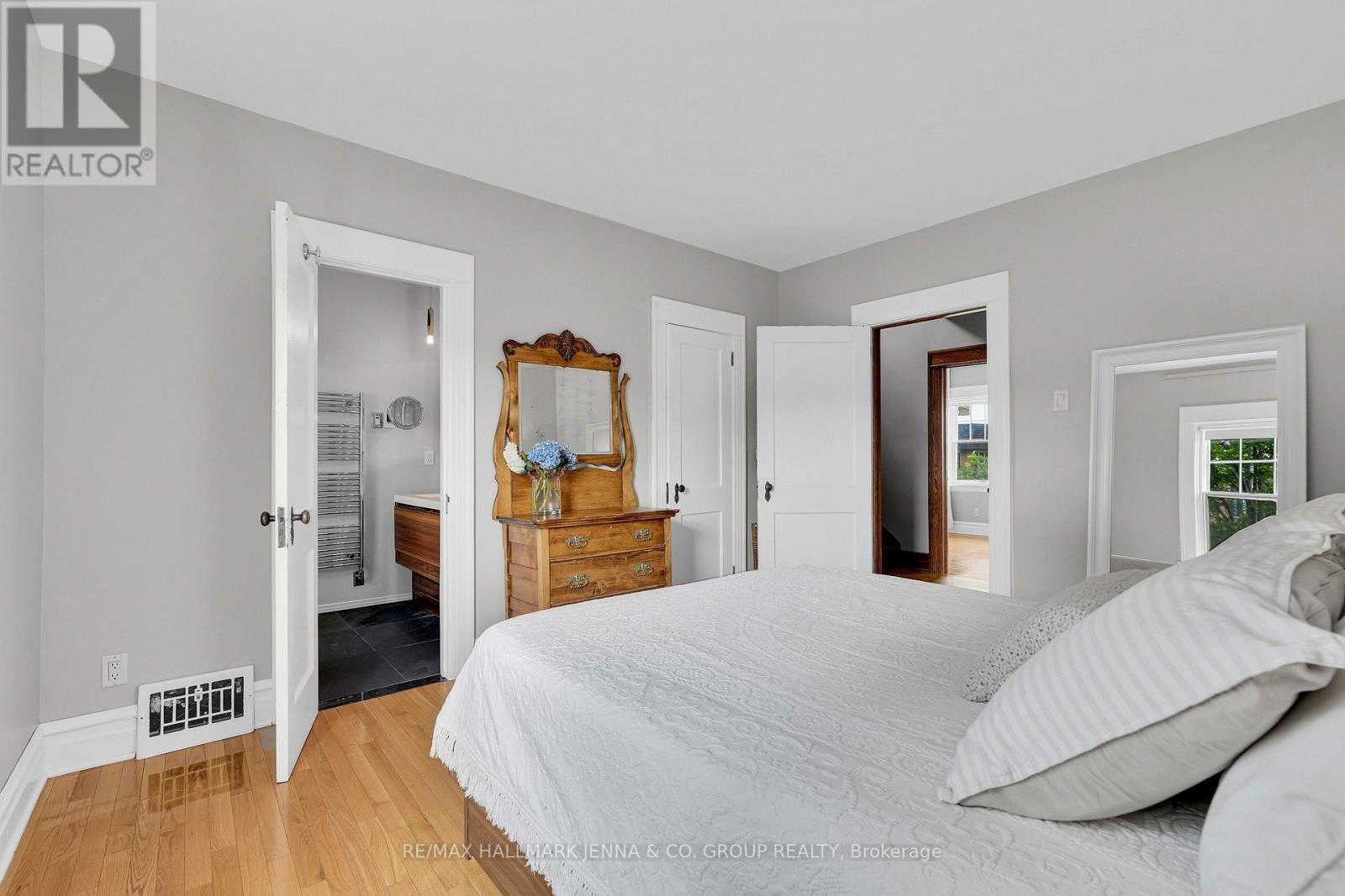 50 Willard Street, Ottawa, ON - Indoor Photo Showing Bedroom