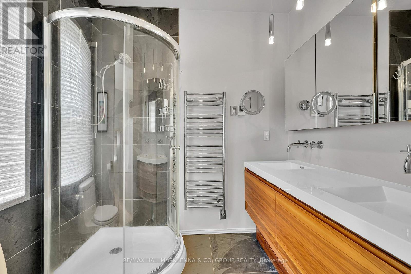 50 Willard Street, Ottawa, ON - Indoor Photo Showing Bathroom