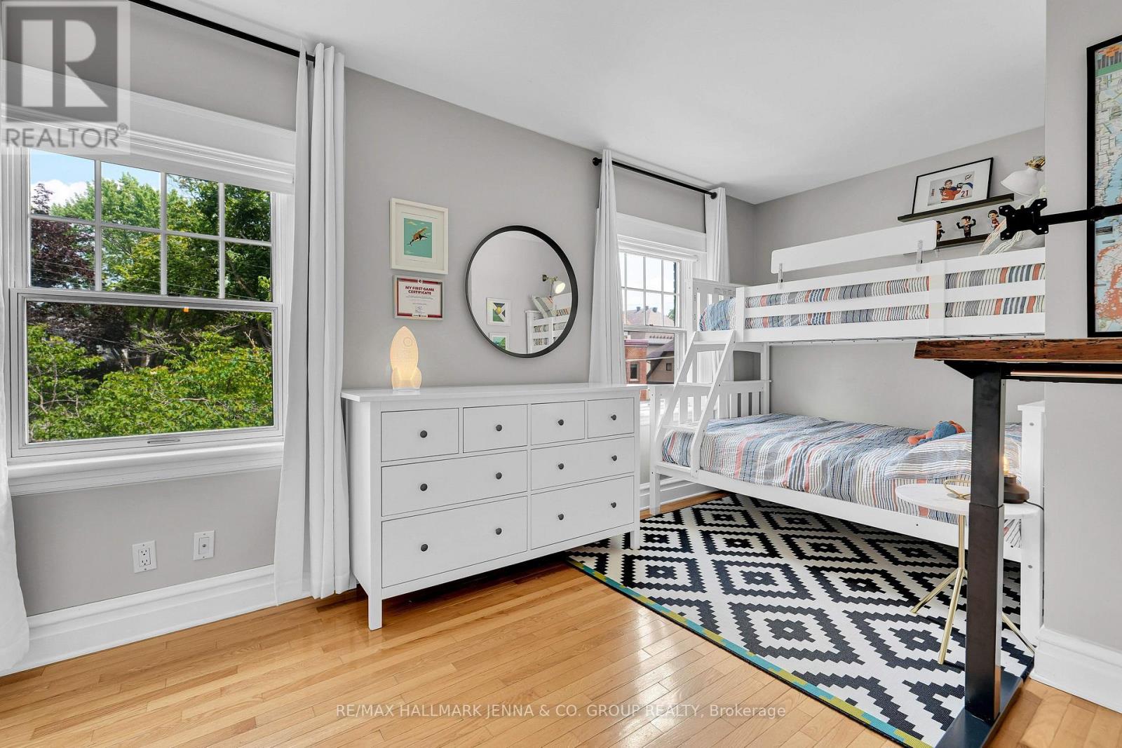 50 Willard Street, Ottawa, ON - Indoor Photo Showing Bedroom