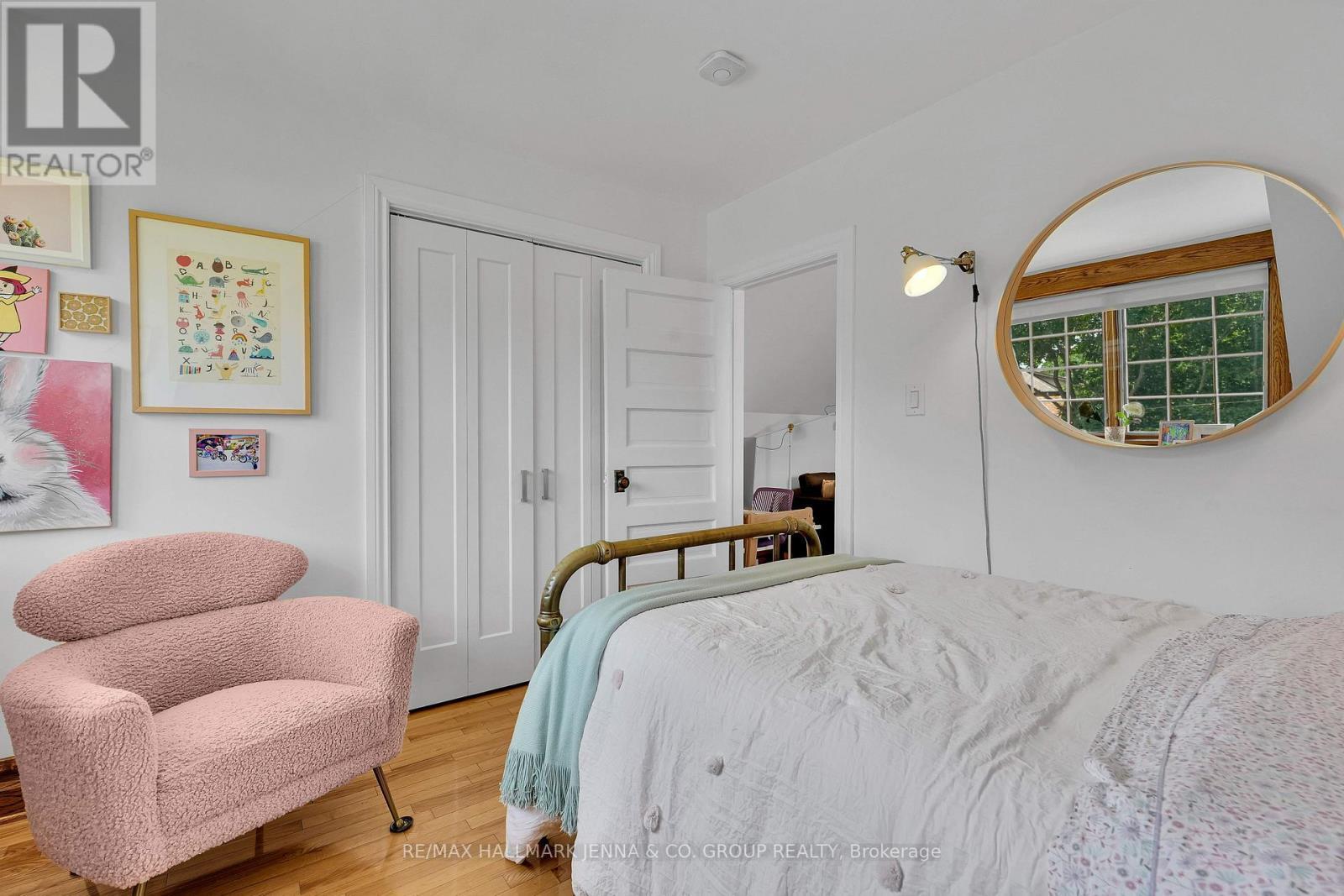 50 Willard Street, Ottawa, ON - Indoor Photo Showing Bedroom