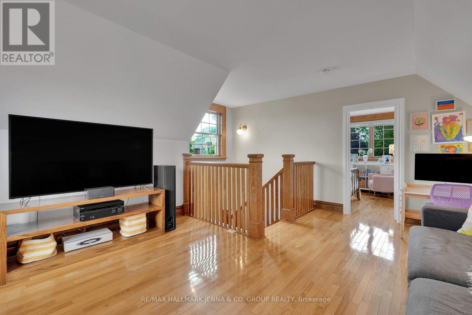 50 Willard Street, Ottawa, ON - Indoor Photo Showing Other Room