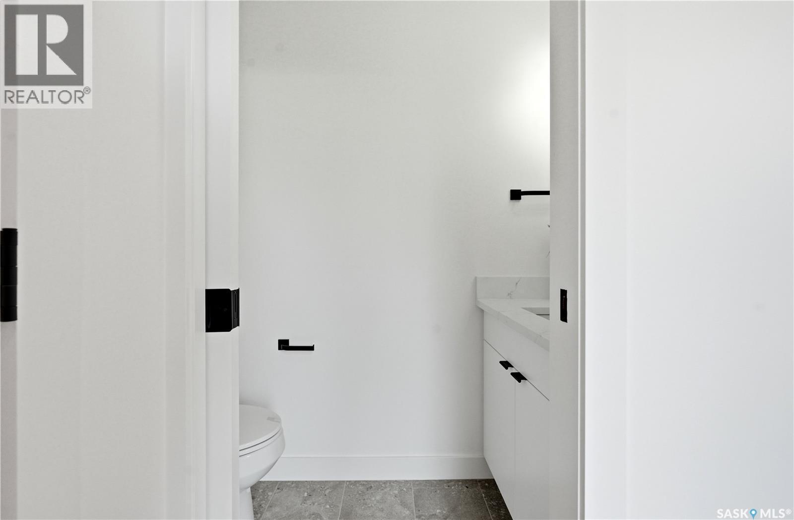 1514 Ewart Avenue, Saskatoon, SK - Indoor Photo Showing Other Room