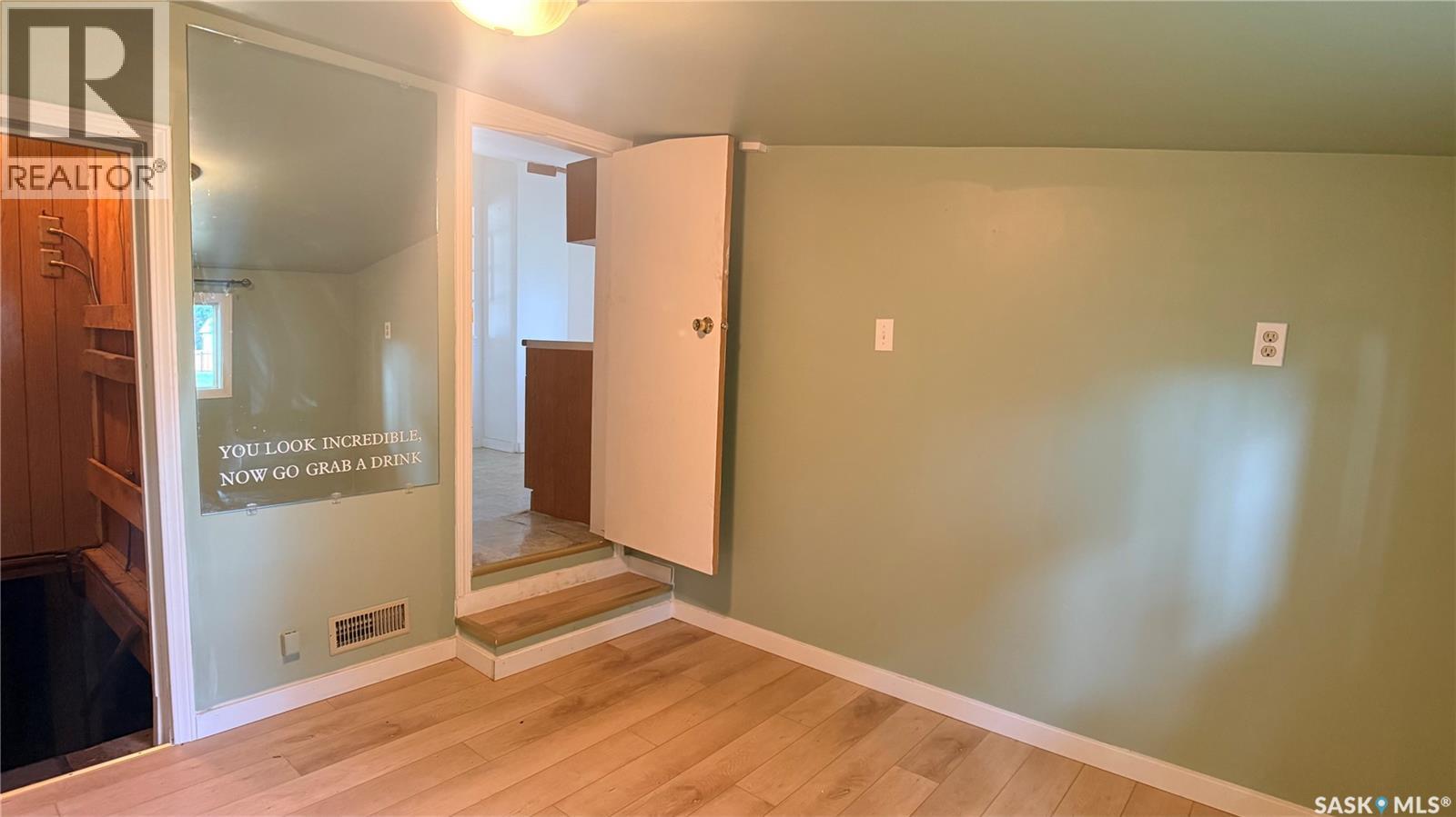 605 2Nd Street, Estevan, SK - Indoor Photo Showing Other Room