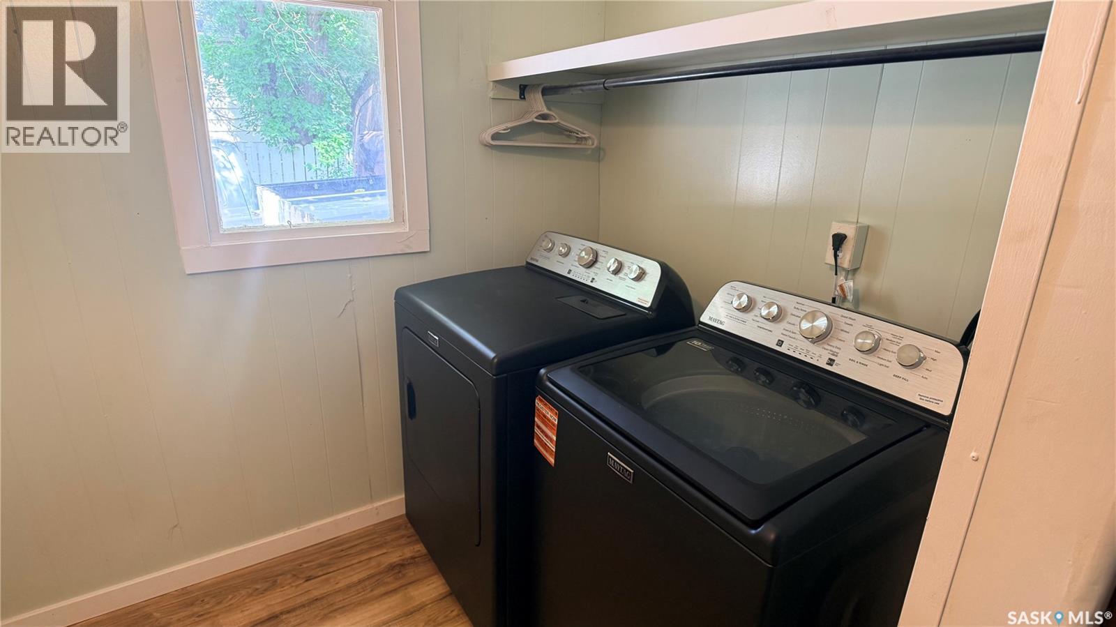 605 2Nd Street, Estevan, SK - Indoor Photo Showing Laundry Room