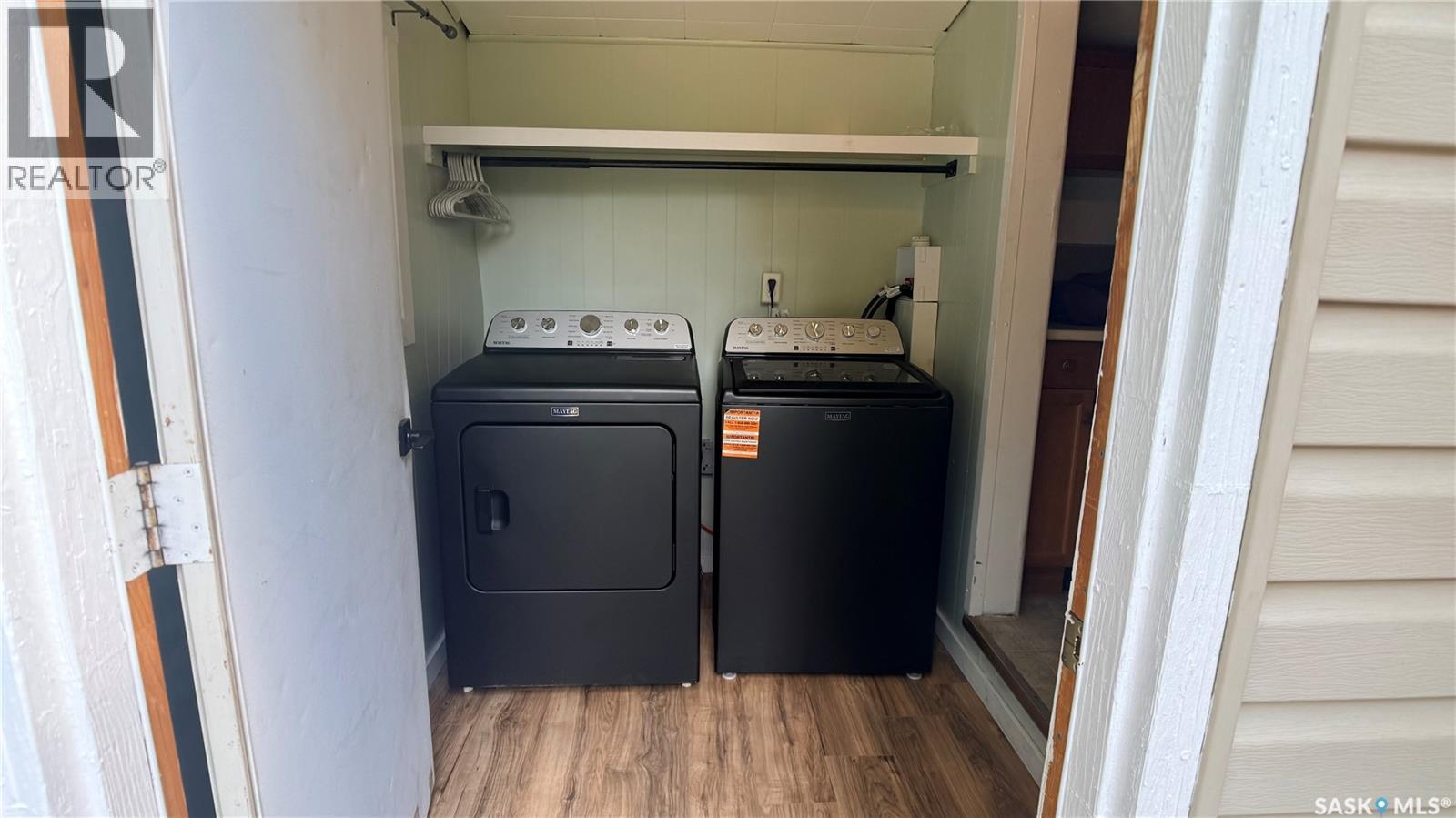 605 2Nd Street, Estevan, SK - Indoor Photo Showing Laundry Room