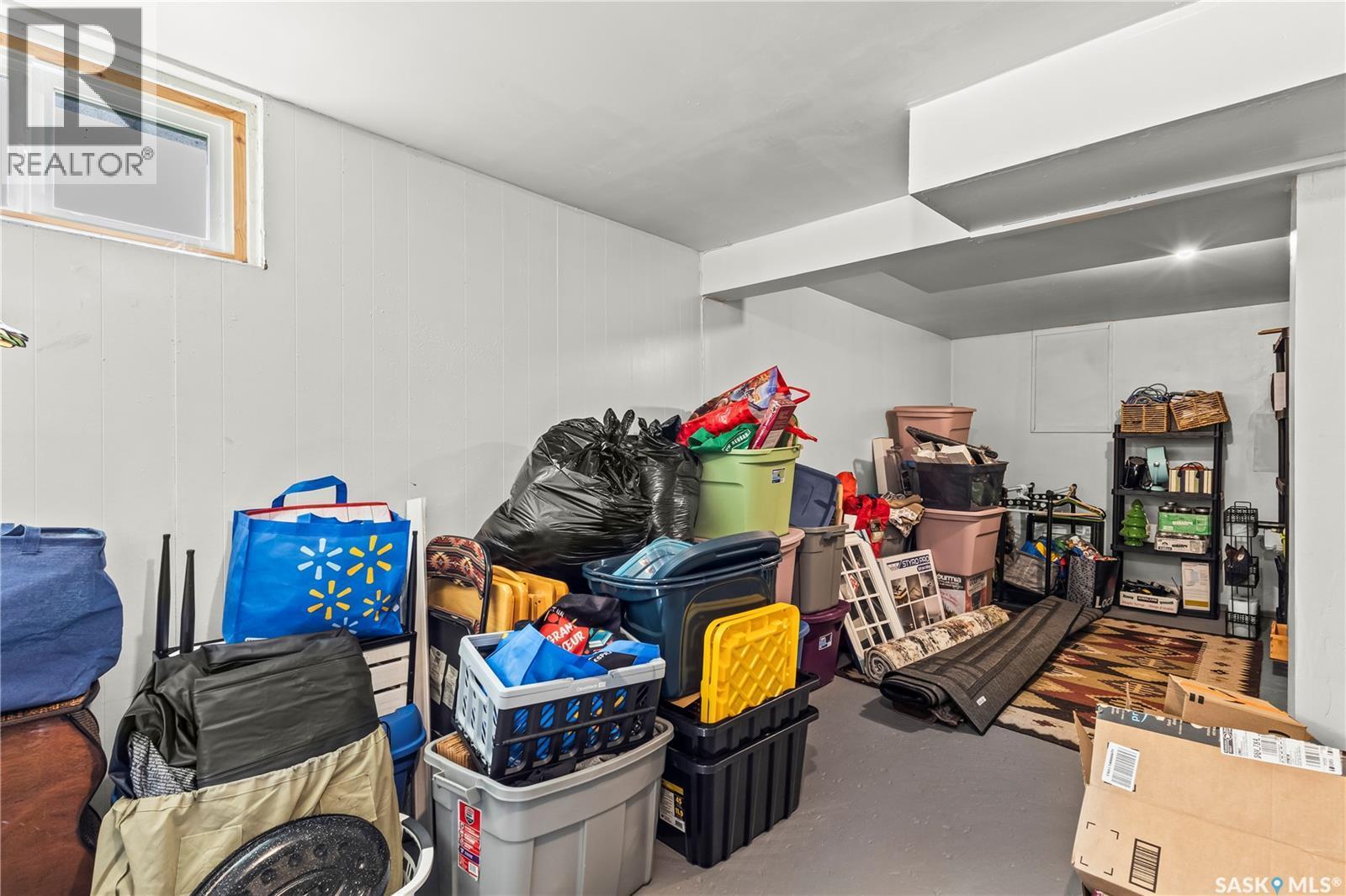 931 4Th Street E, Prince Albert, SK - Indoor Photo Showing Other Room