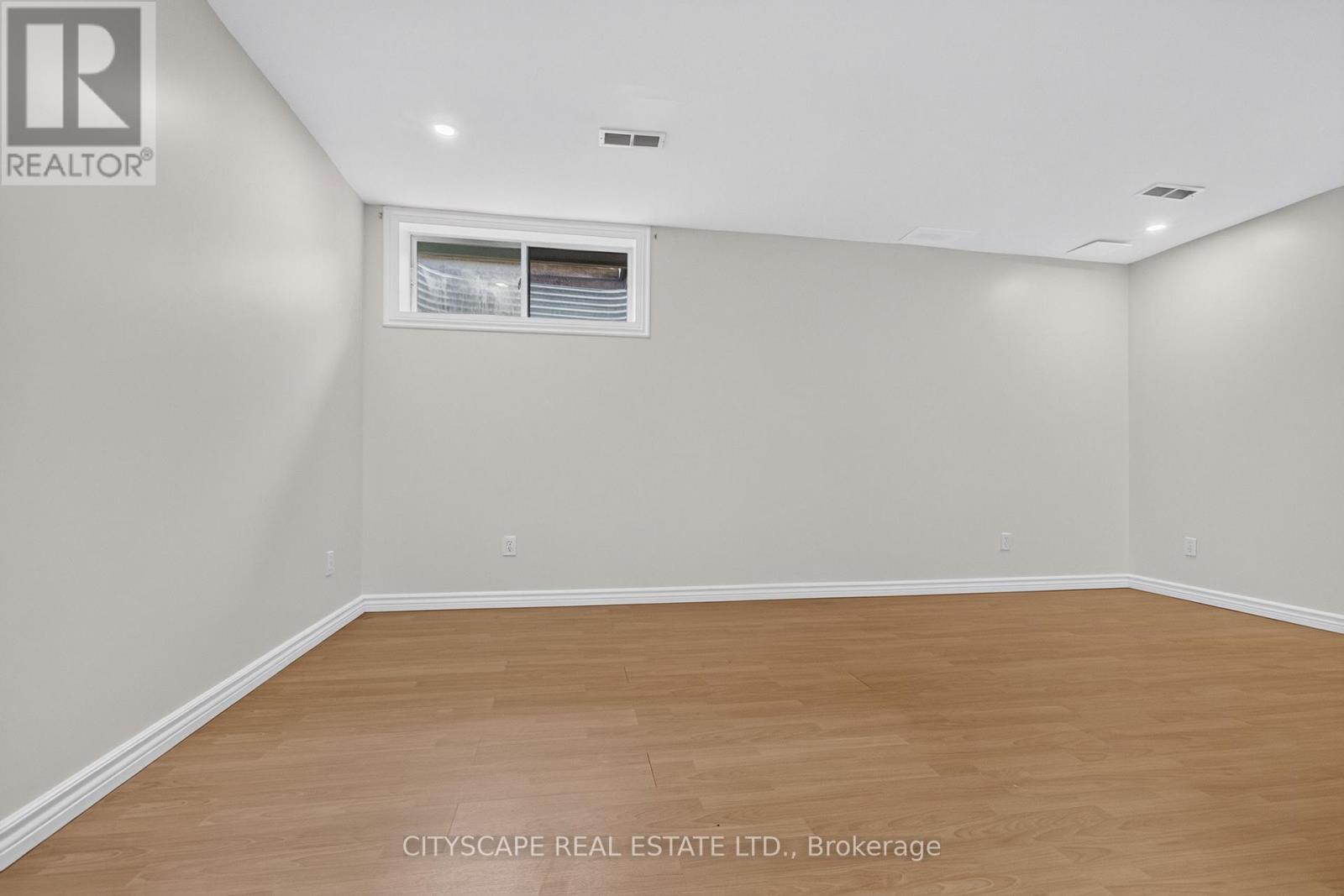244 Sophia Crescent, Kitchener, ON - Indoor Photo Showing Other Room