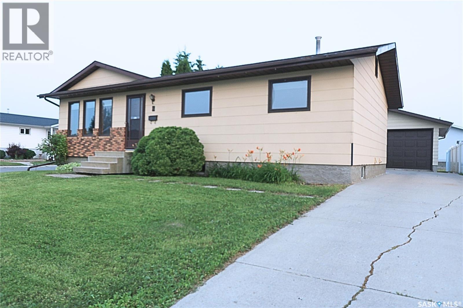 2 Spice Drive, Yorkton, SK - Outdoor