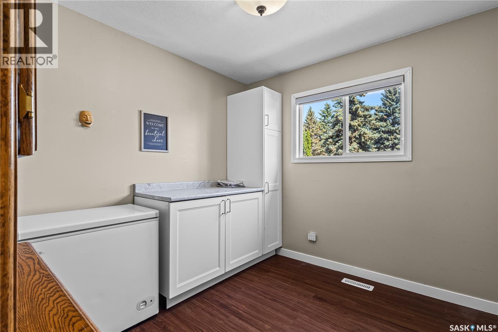 1201 Mckay Drive, Prince Albert, SK - Indoor Photo Showing Laundry Room