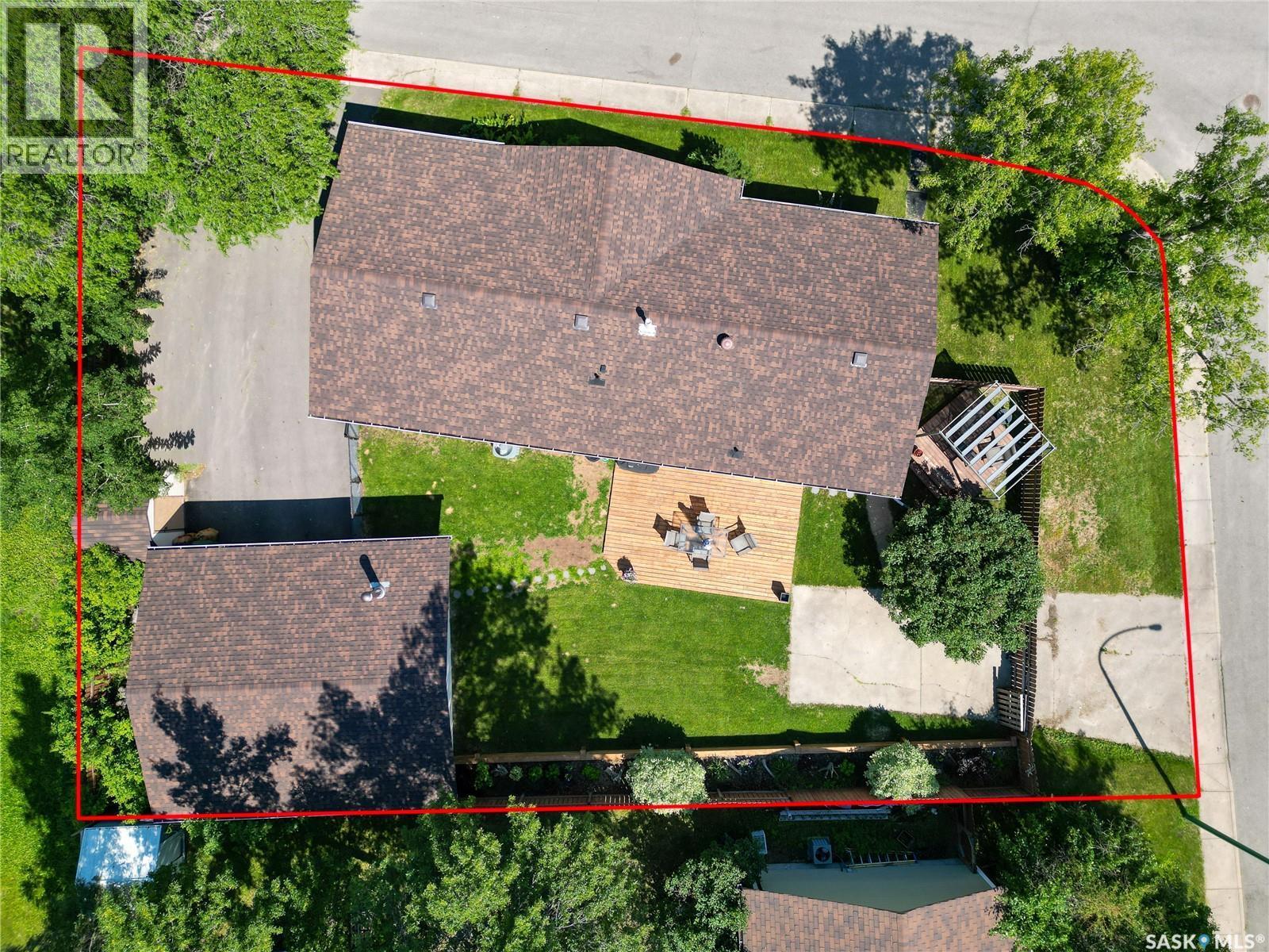 1201 Mckay Drive, Prince Albert, SK - Outdoor