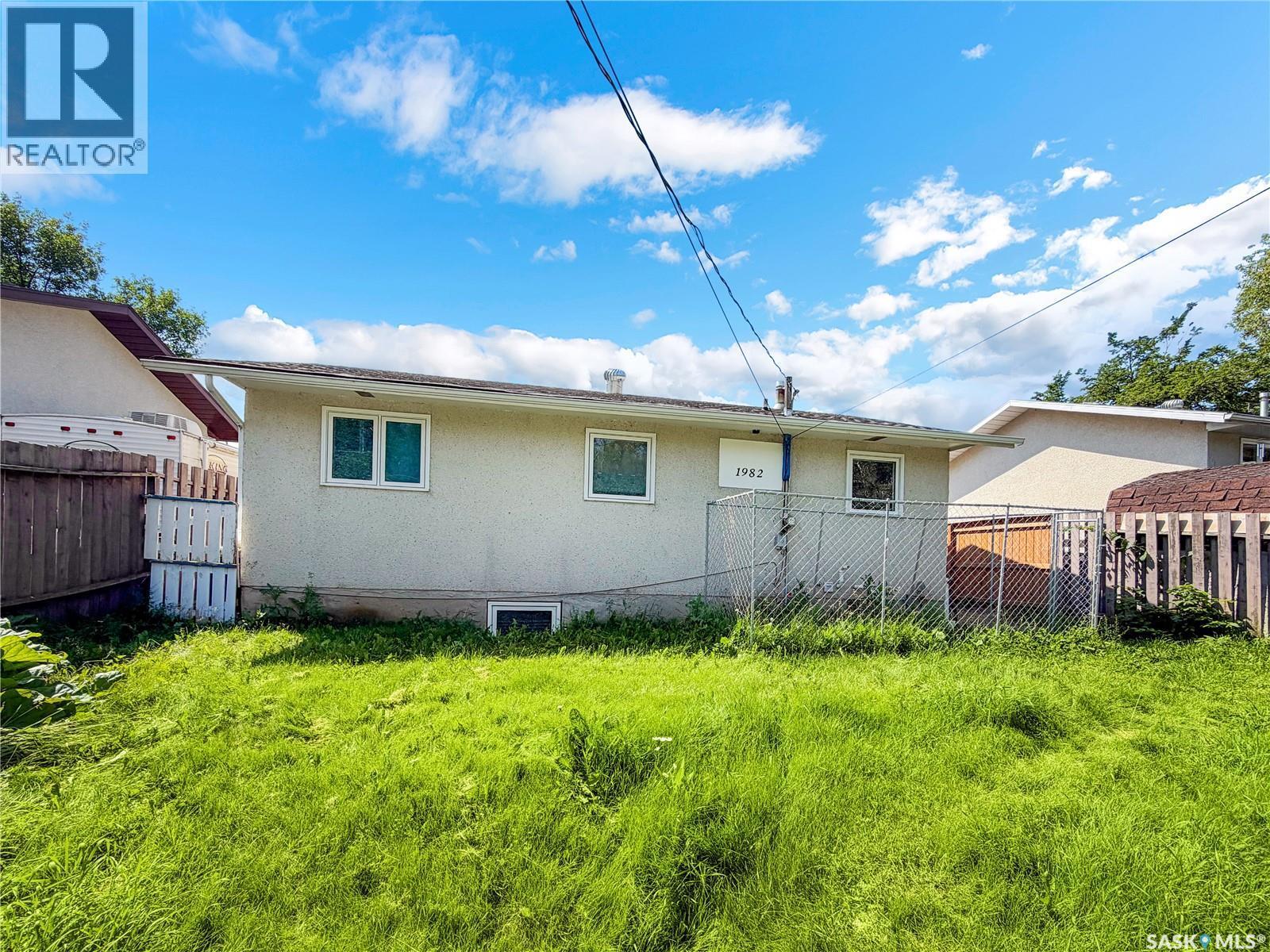 1982 13Th Street W, Prince Albert, SK - Outdoor