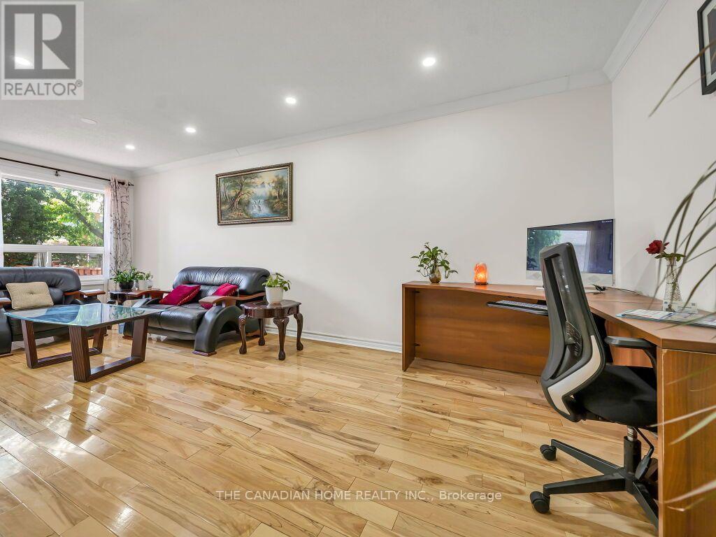 5244 Cinnamon Road, Mississauga, ON - Indoor Photo Showing Office