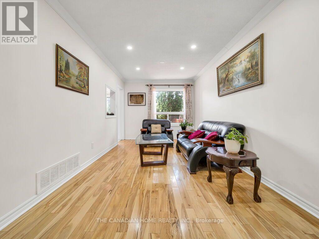 5244 Cinnamon Road, Mississauga, ON - Indoor