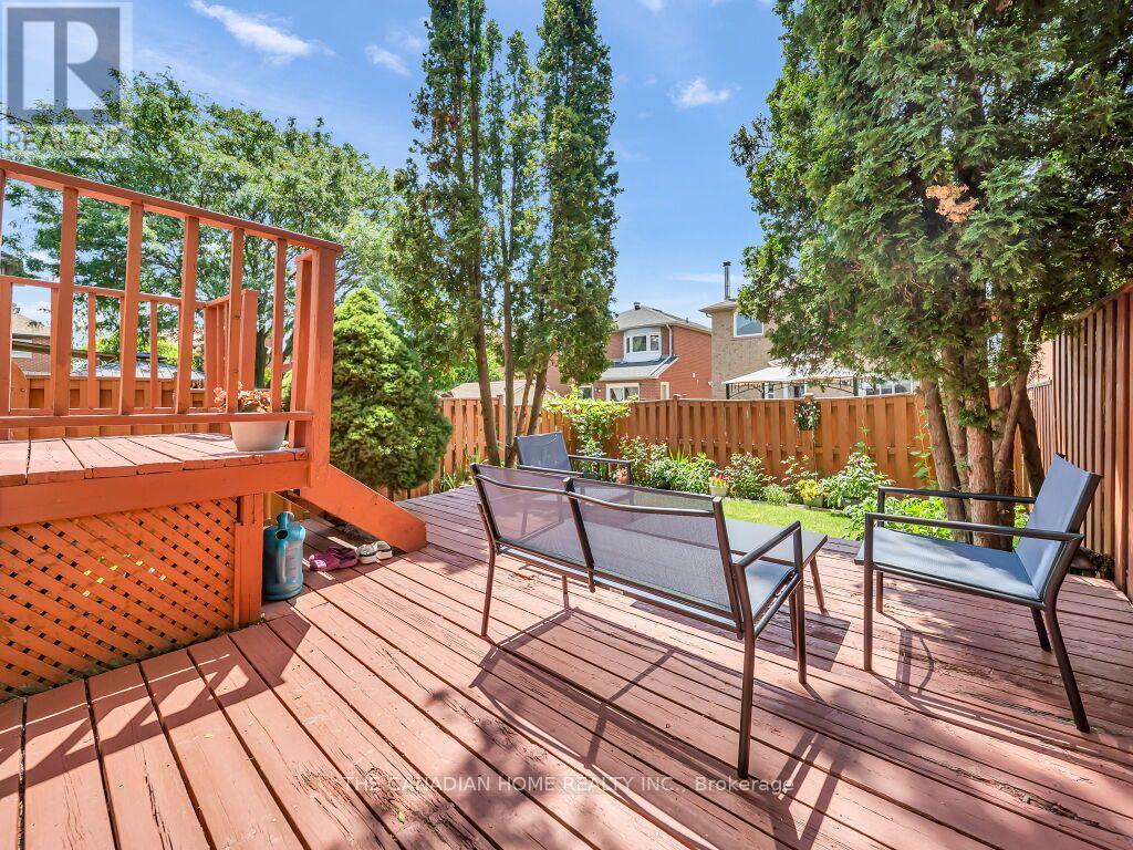 5244 Cinnamon Road, Mississauga, ON - Outdoor With Deck Patio Veranda