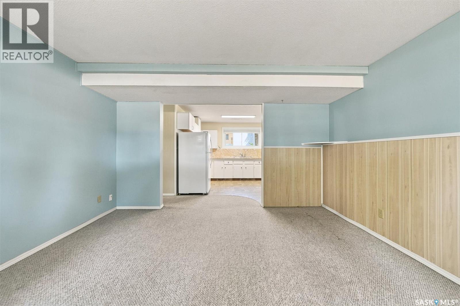 1009 East Centre, Saskatoon, SK - Indoor Photo Showing Other Room