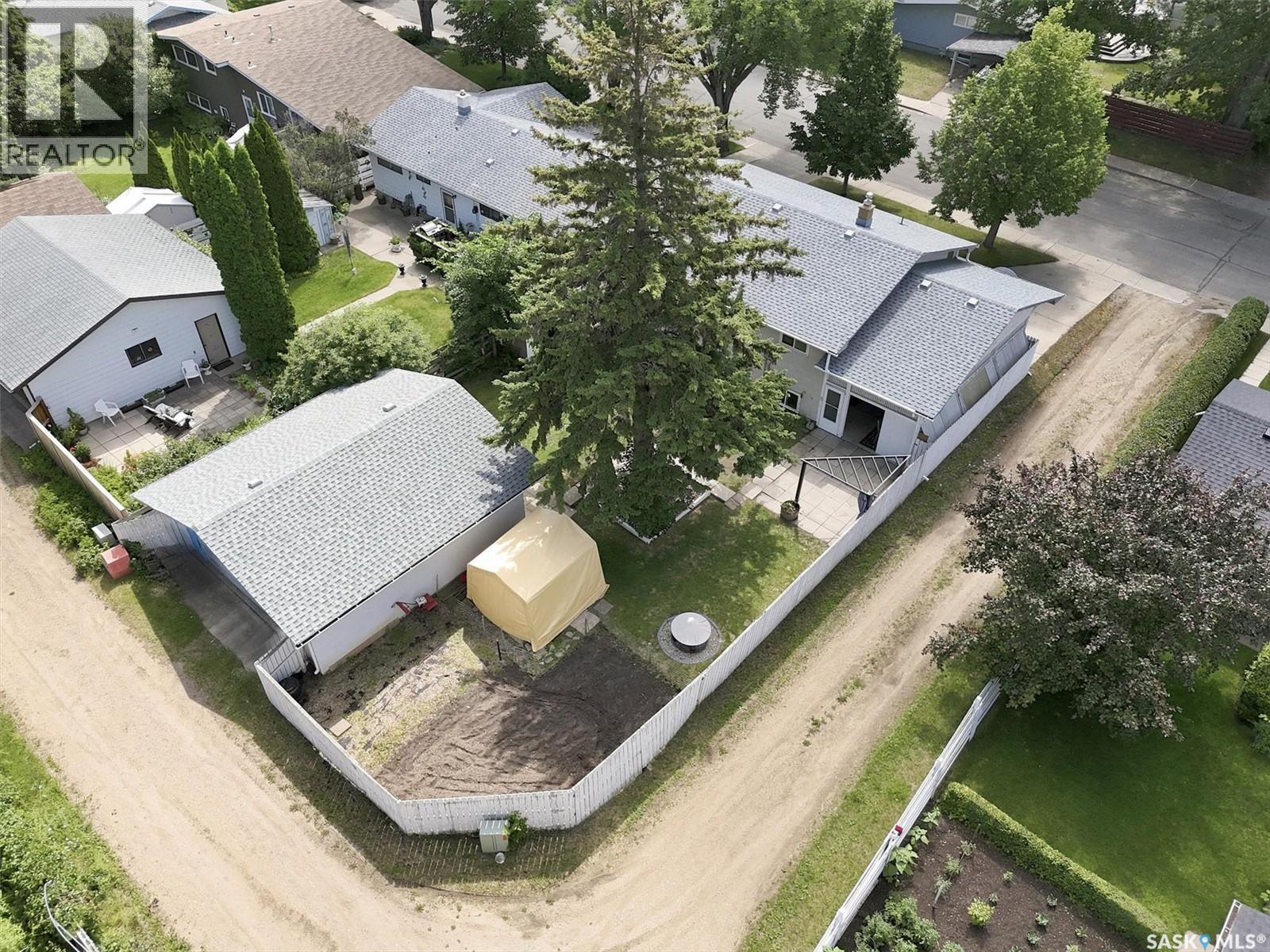 1009 East Centre, Saskatoon, SK - Outdoor With View