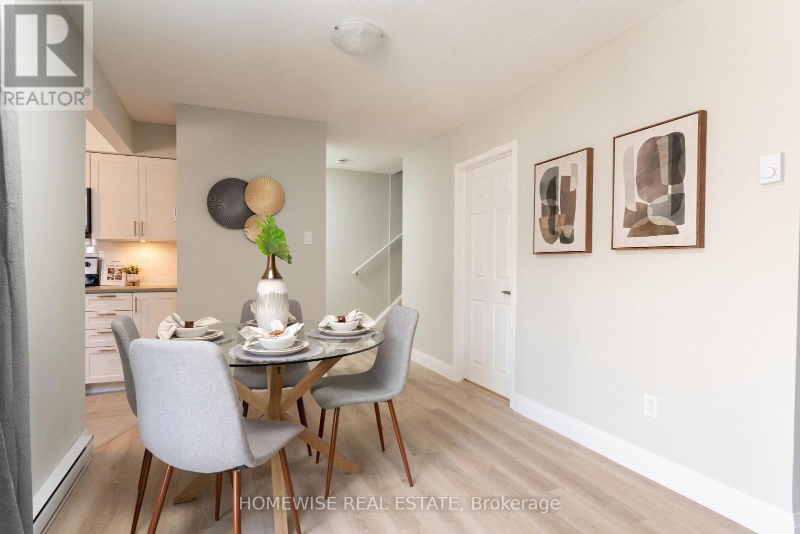 D6 - 240 Ormond Drive, Oshawa, ON - Indoor Photo Showing Dining Room