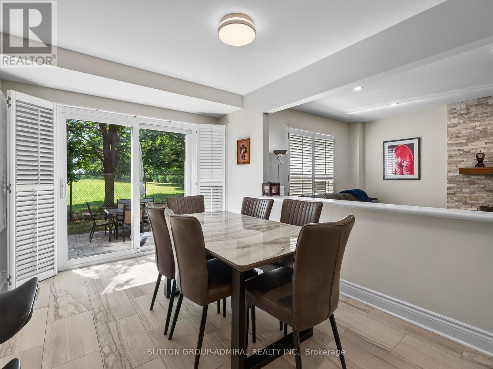 99 Dundurn Crescent, Vaughan, ON - Indoor Photo Showing Dining Room