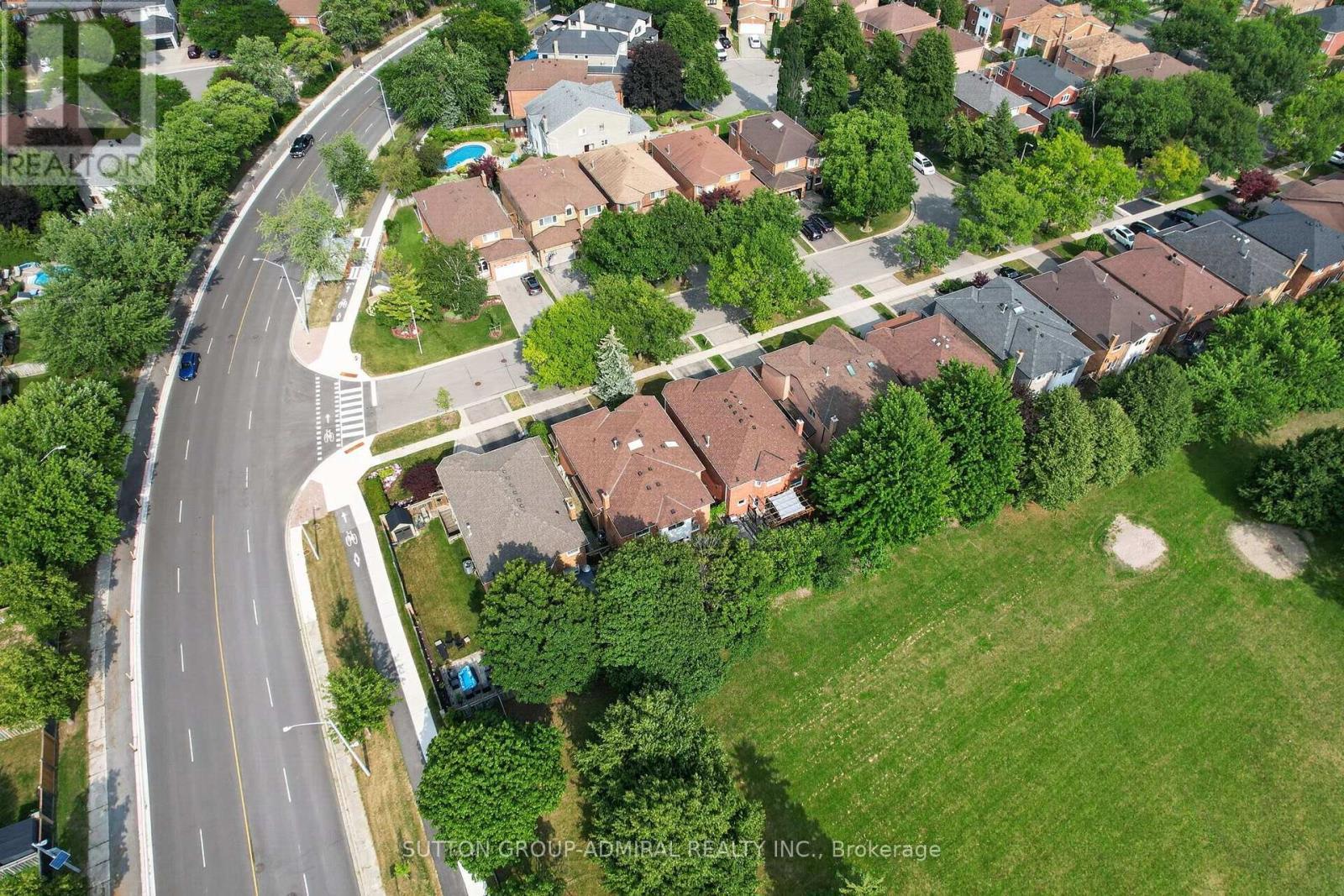 99 Dundurn Crescent, Vaughan, ON - Outdoor With View