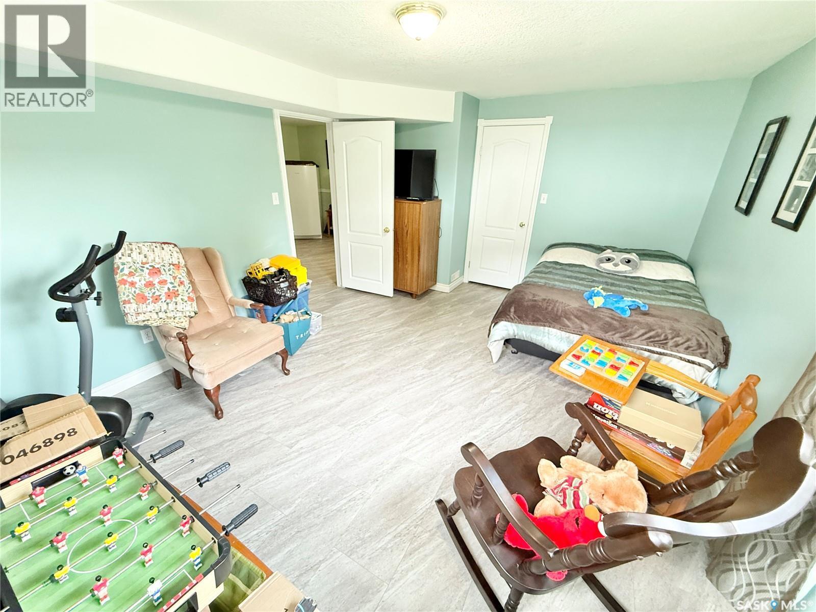 220 Souris Street, Yellow Grass, SK - Indoor